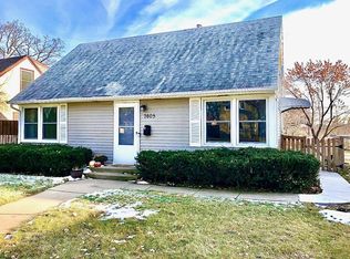 7605 Edgebrook Dr, Saint Louis Park, MN 55426