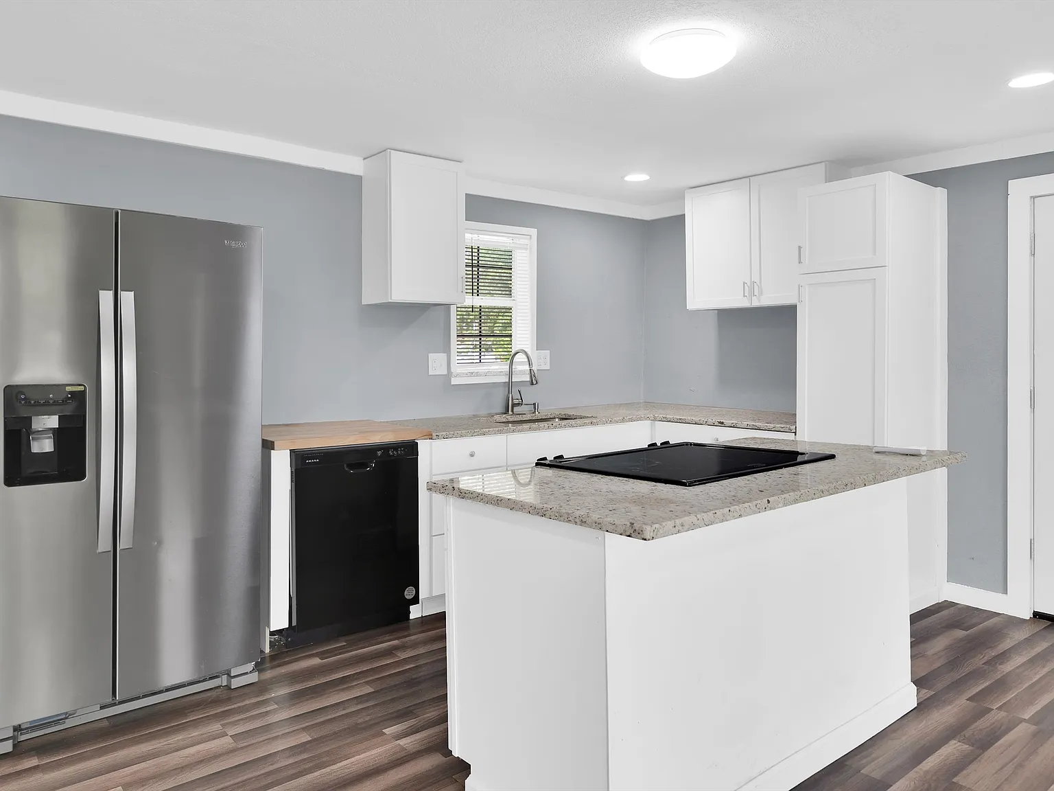 3 bed, 1476 sqft, $1,695 — Photo 3