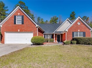 910 Chimney Trace Way, Lawrenceville, GA 30045