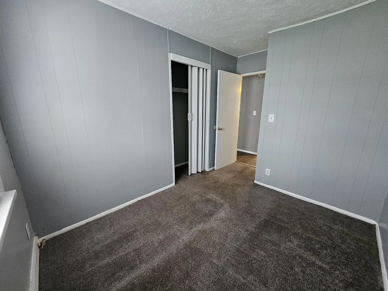 3044 Manor Court - 1 — Photo 4
