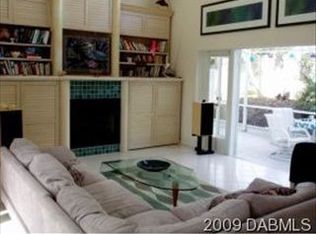 107 Peninsula Winds Dr, Ormond Beach, FL 32176