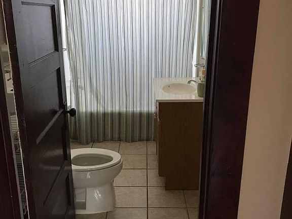 2nd image of 109 2nd Ave
