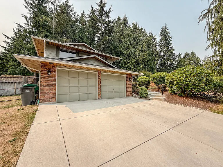 3212 109th St SE — Photo 2