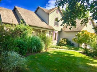 345 Arlington Ct, Valparaiso, IN 46383