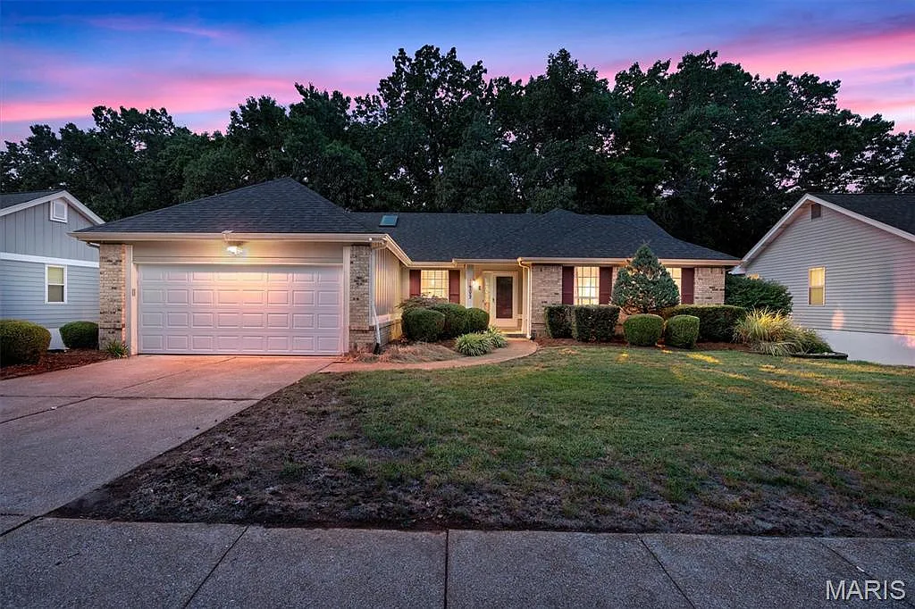 4 bed, 3.0 bath, 2454 sqft, $3,200 — Photo 1