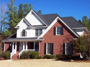 1031 Spring Lake Dr, Bishop, GA 30621