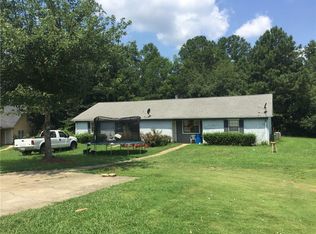 4141 Bowers Pointe Dr, Lilburn, GA 30047