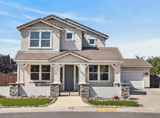 10070 Red Tail Hawk Way, Sacramento, CA 95829