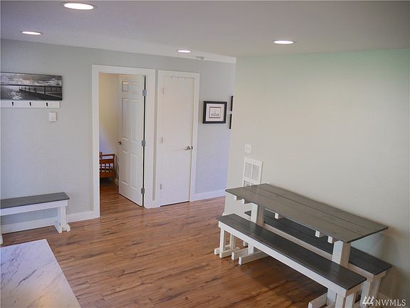 5th image of 15702 64th Avenue Ct E