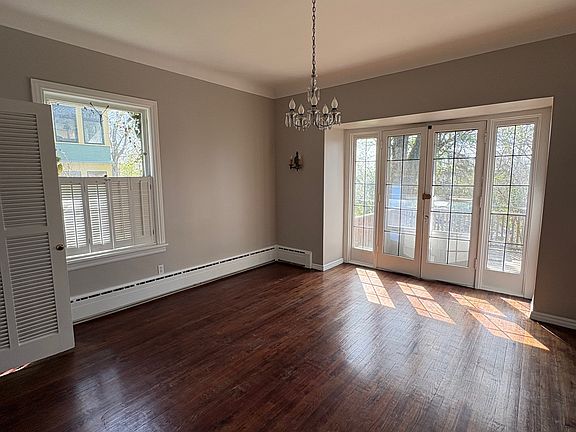 5th image of 21 Prospect Ave NE #1
