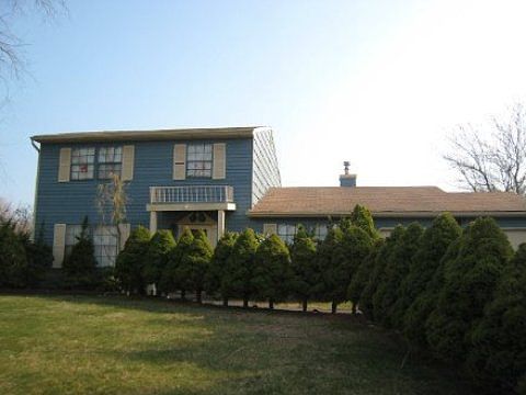 1st image of 92 Camille Ln