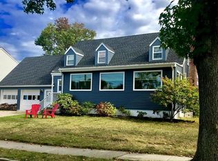 22 Windsor Ct, Neptune, NJ 07753