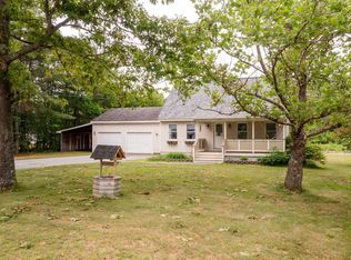 9 Pine Acres Dr, Cornish, ME 04020