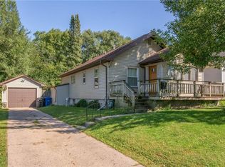 3625 Columbia St, Des Moines, IA 50313