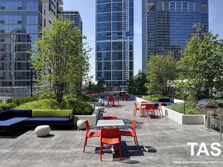 345 Dnp East Wacker Dr #STUDIO — Photo 28