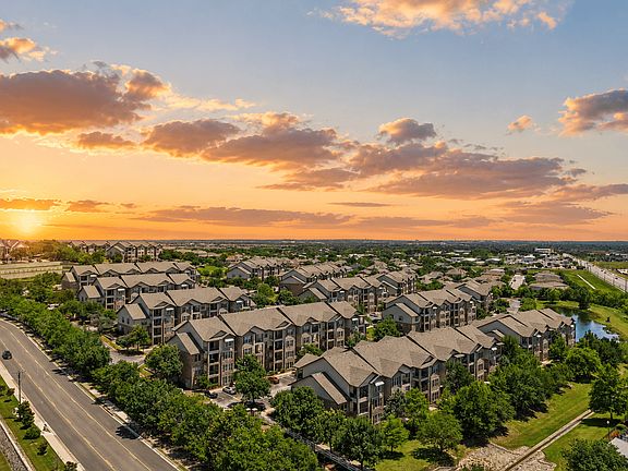 4th image of 901 Hidden Valley Dr APT 17-106