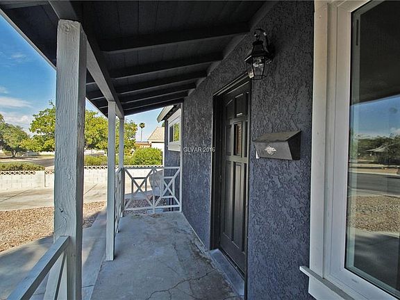 3rd image of 3407 Westleigh Ave