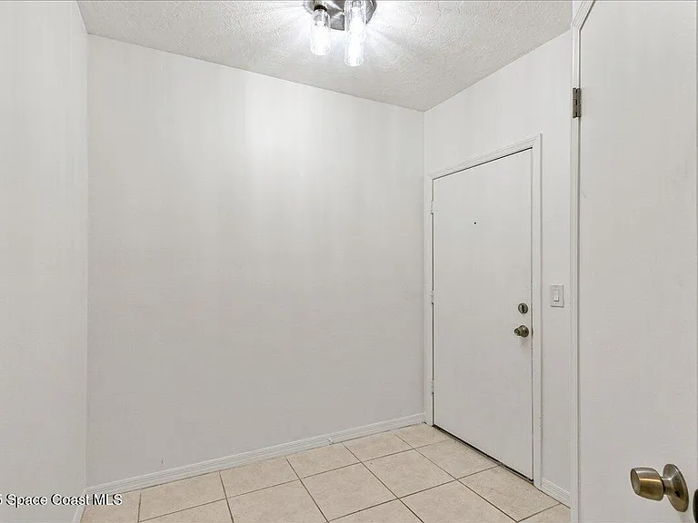6165 S Mirror Lake Dr #103 — Photo 6