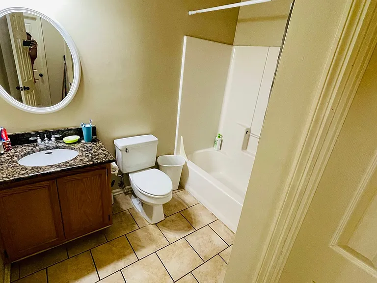 449 N Donahue Dr #C21 — Photo 5