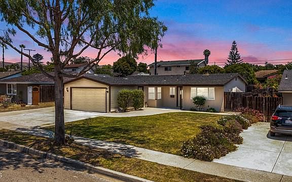 5th image of 202 S Ashwood Ave