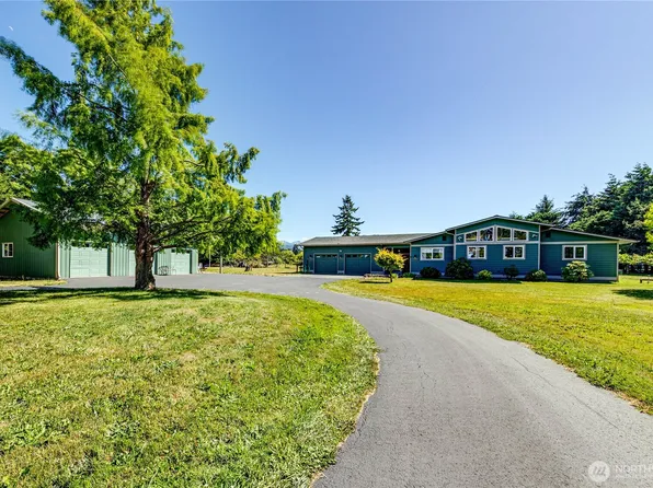 162 Creekside Drive, Sequim, WA 98382