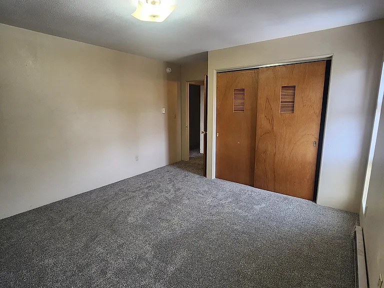 535 NE Maiden Ln #315 — Photo 4