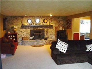 3rd image of 1994 Eastwood Ct