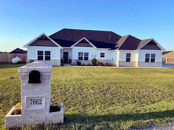 7662 Highland Hills Dr, Elgin, OK 73538