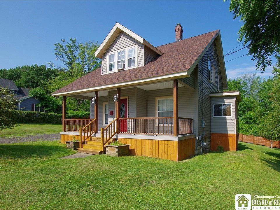 1st image of 28 Pardee Ave