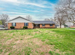 310 Lakeland Dr, Bowling Green, KY 42104