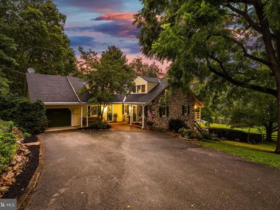 1414 Little Ln, Seven Valleys, PA, 17360