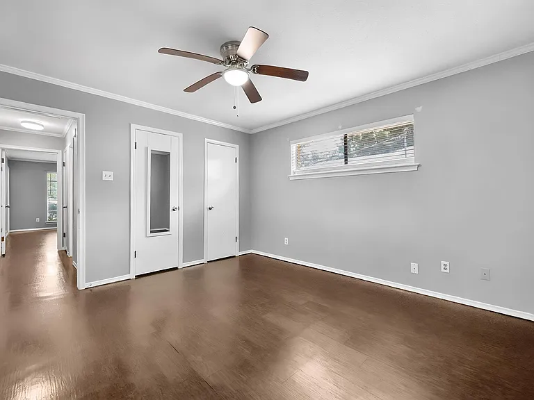 8351 Lullwater Dr — Photo 5