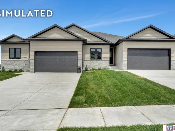 10520 Majestic Ln, Lincoln, NE 68527