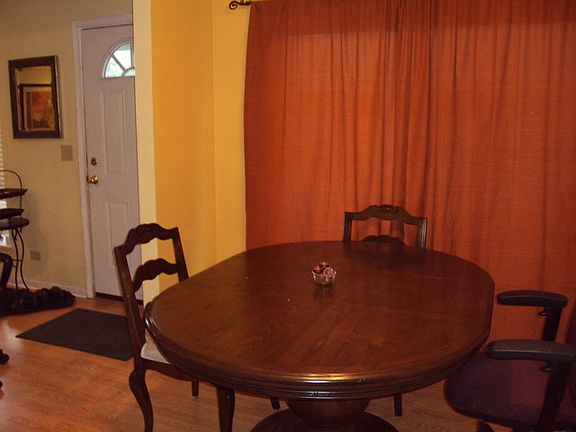 5th image of 248 Applewood Ln #248