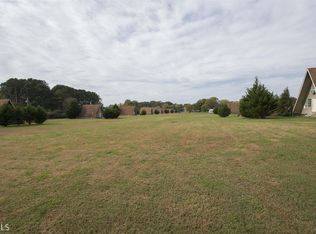 230 Valley View Cir SE, Calhoun, GA 30701