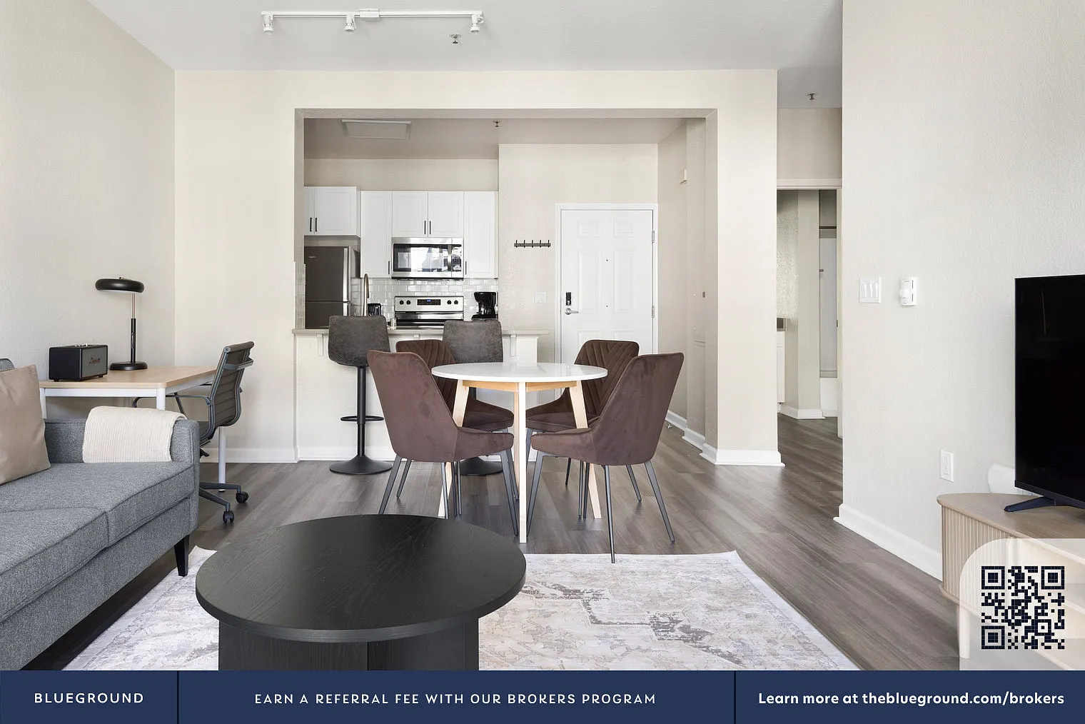 1 bed, 1.0 bath, 714 sqft, $3,500 — Photo 3