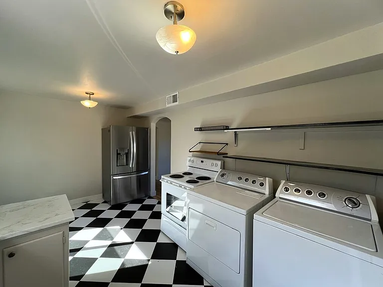 4815 W Alpine St — Photo 13