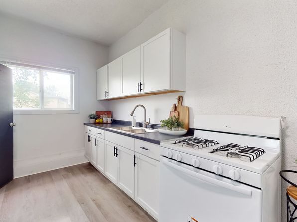 319 Franklin Ave #2