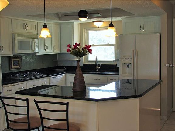 4th image of 5 Gateshead Dr APT 212