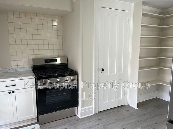 4th image of 179 Main St APT 5