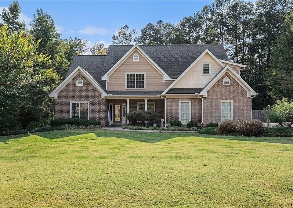 1st image of 132 Fishers Mill Dr