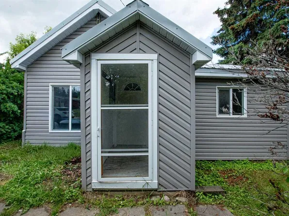 206 N 7th St, Beaverlodge, AB T0H 0C0