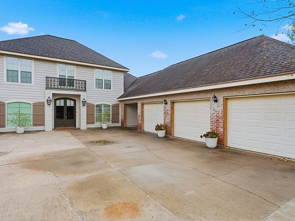 3rd image of 4841 Troon Dr