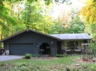 4801 Rolling Hill Rd, Hartford, WI 53027