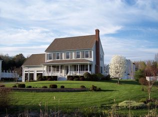 111 Church St, Merrimac, MA 01860