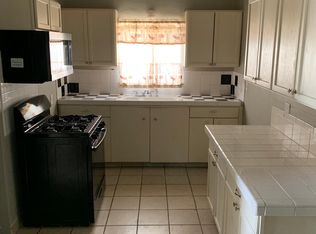 845 W Oak St, Stockton, CA 95203
