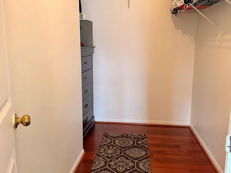 5707 Duke Ct — Photo 33