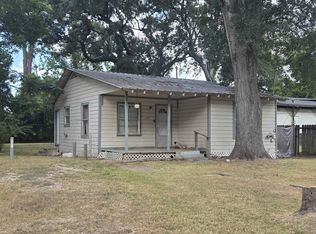 3412 Lark St, Orange, TX 77630