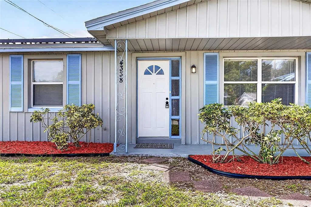 4 bed, 2.0 bath, 1440 sqft, $1,750 — Photo 2