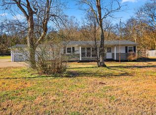 1077 Slaters Creek Rd, Millersville, TN 37072
